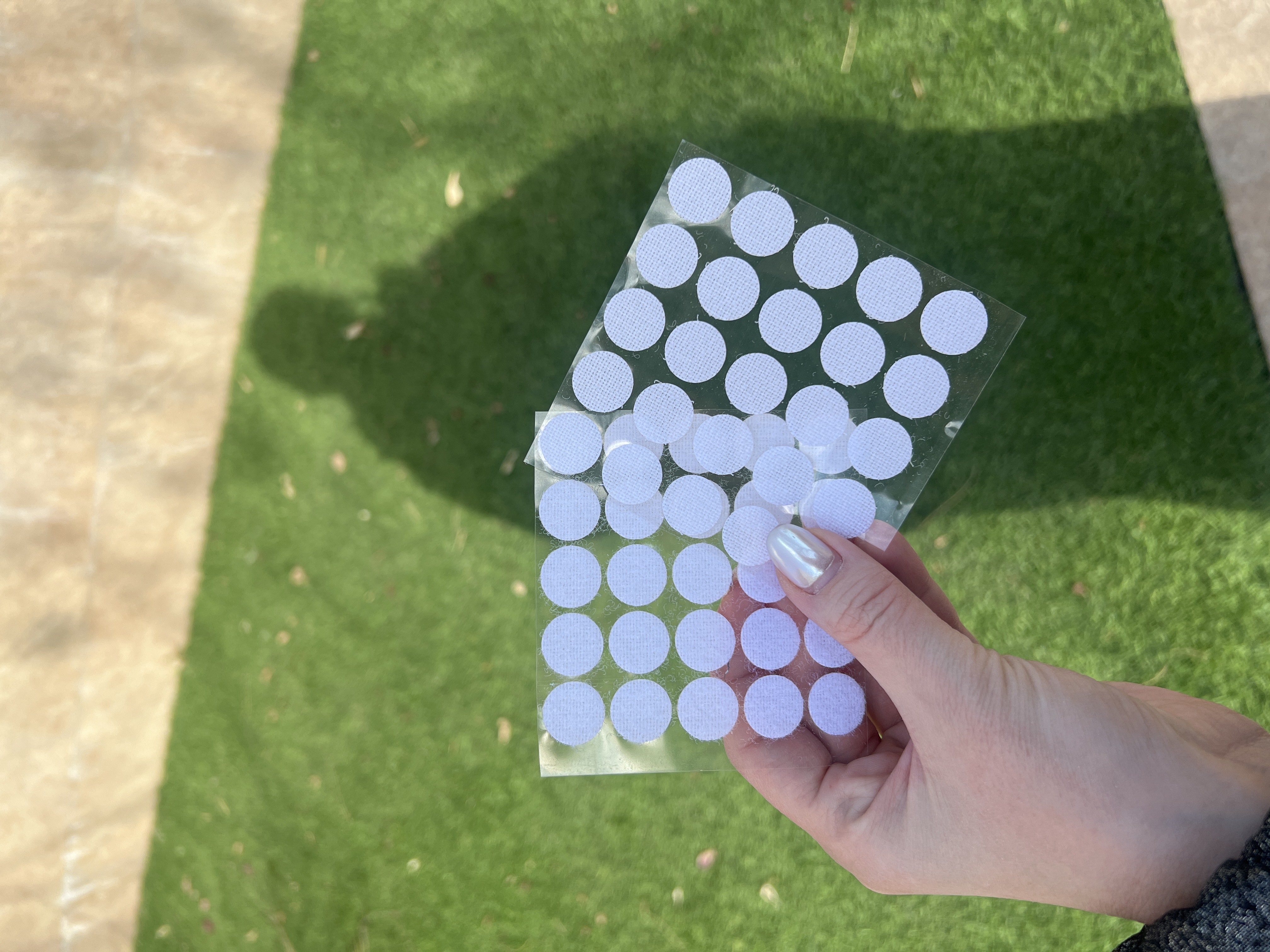 Velcro lipuchka 15 mm dumaloq — qo‘l mehnati, dekor va bolalar o‘yinlari uchun