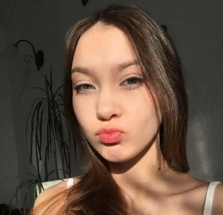 Блеск для губ с эффектом 3D, смягчающий и сияющий, жидкая 