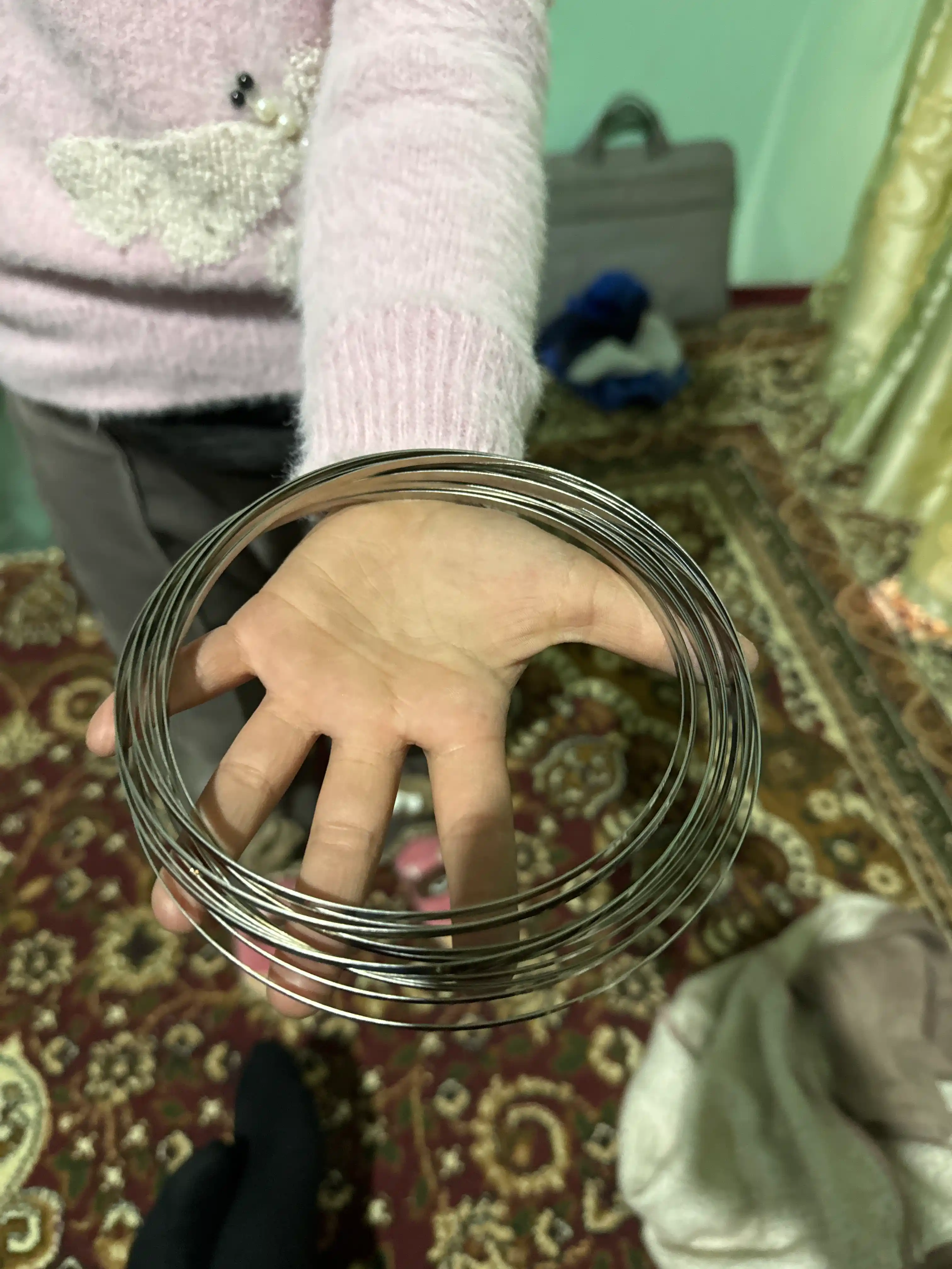 Stressga qarshi sehrli bilaguzuk, bolalar uchun sovg'a antistress spinner varrak