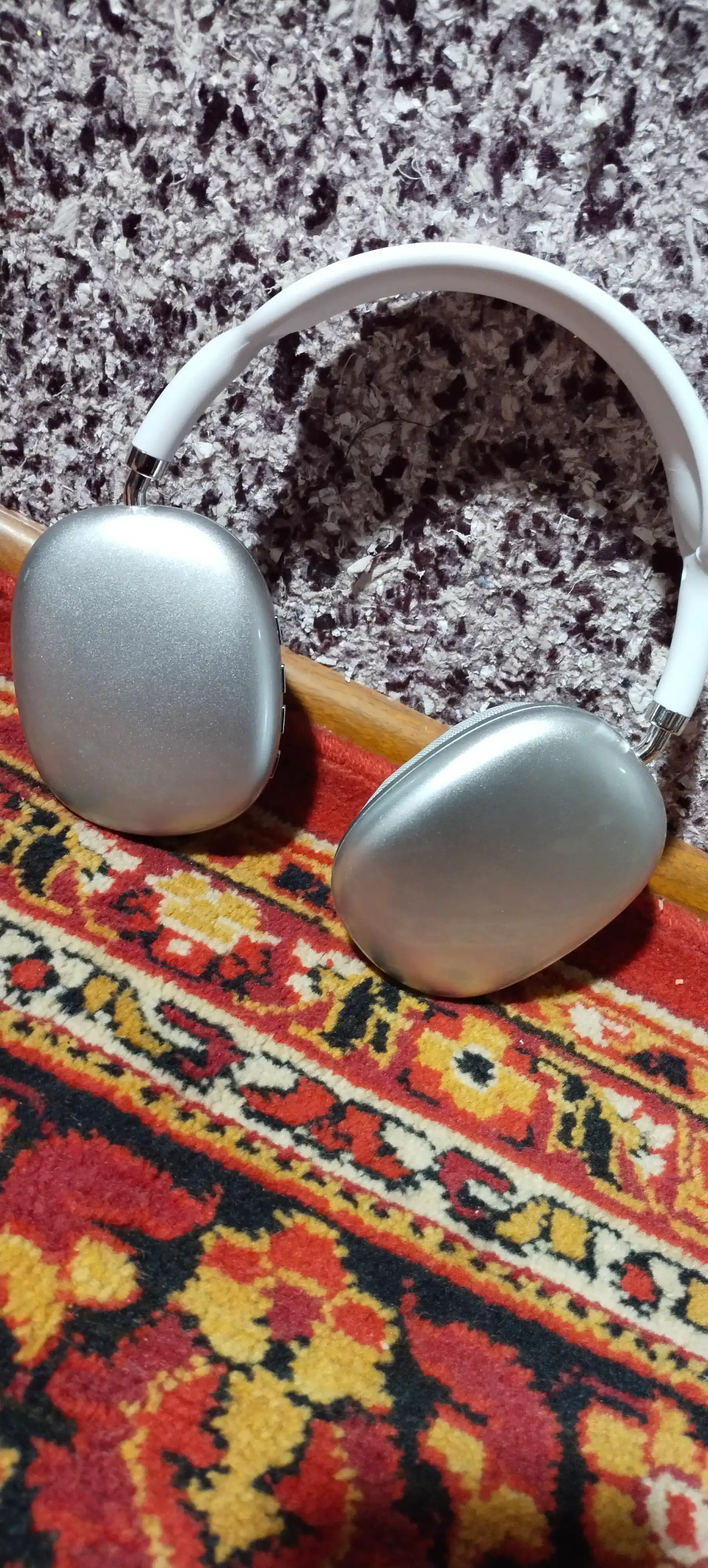 Simsiz quloqchinlar "P9 Bluetooth", "Pods Max RGB AP J01", mikrofon bilan