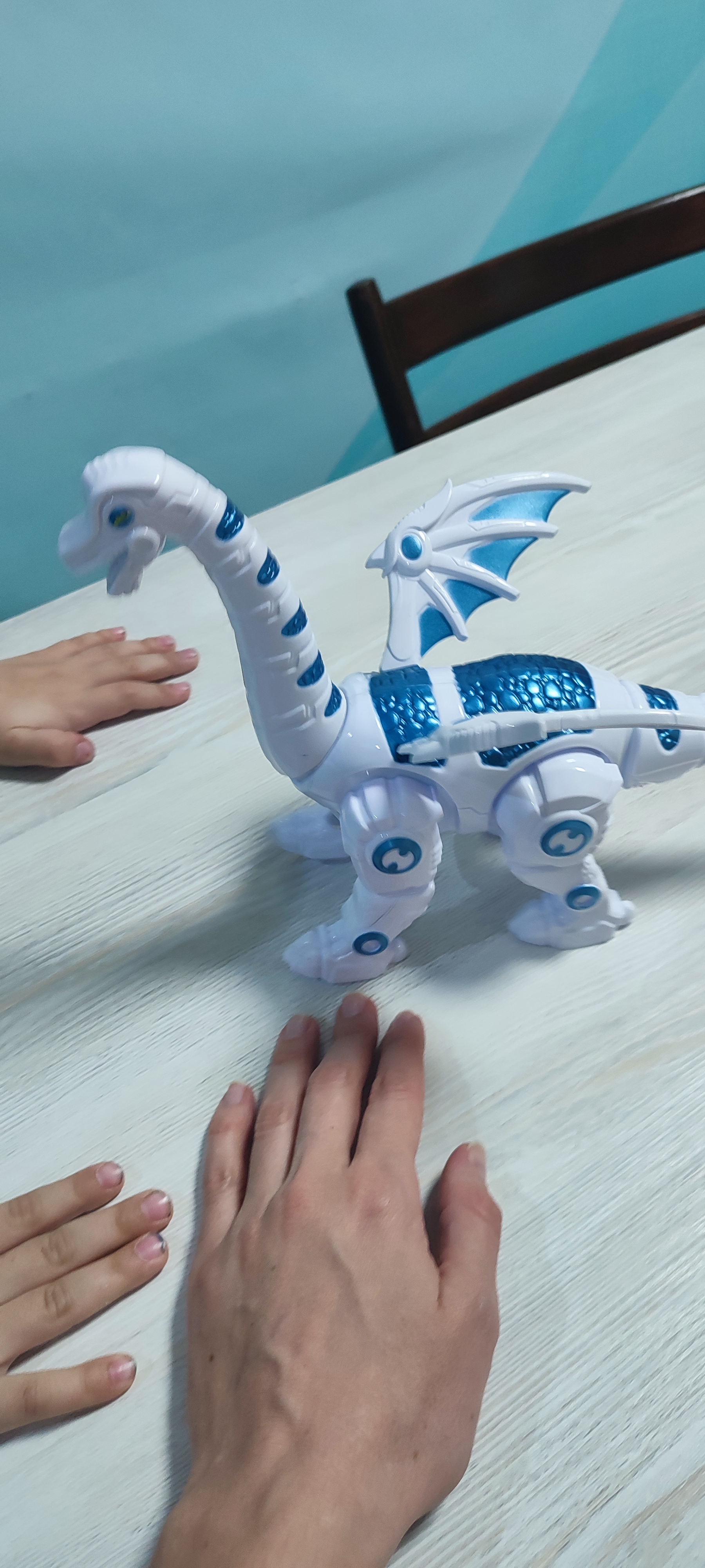 Transformer-dinozavr robot, bolalar uchun yorug‘lik va ovozli o‘rgatuvchi o‘yinchoq