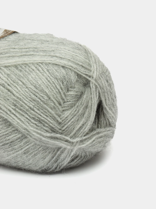 Нить для вязания Angora gold, 20% шерсть 80% акрил, 100 гр, 550 м
