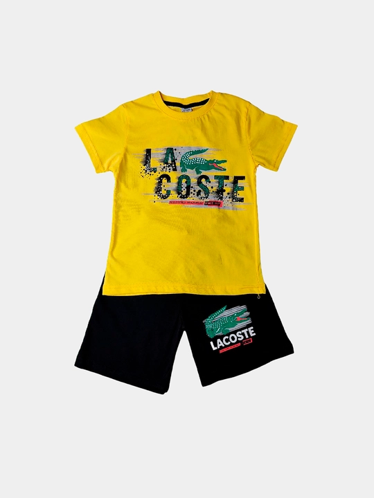 O'g'il bola uchun yozgi kostyum. futbolka + shortilar