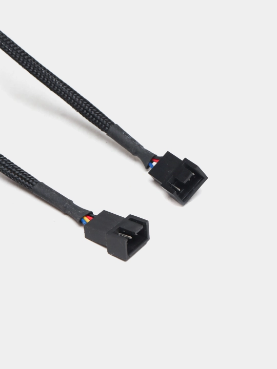Kabel ajratuvchi 4 pinli 2 ta ulagichga, 1 dan 2 gacha PWM sovutgich uchun 4 pinli o'ralgan