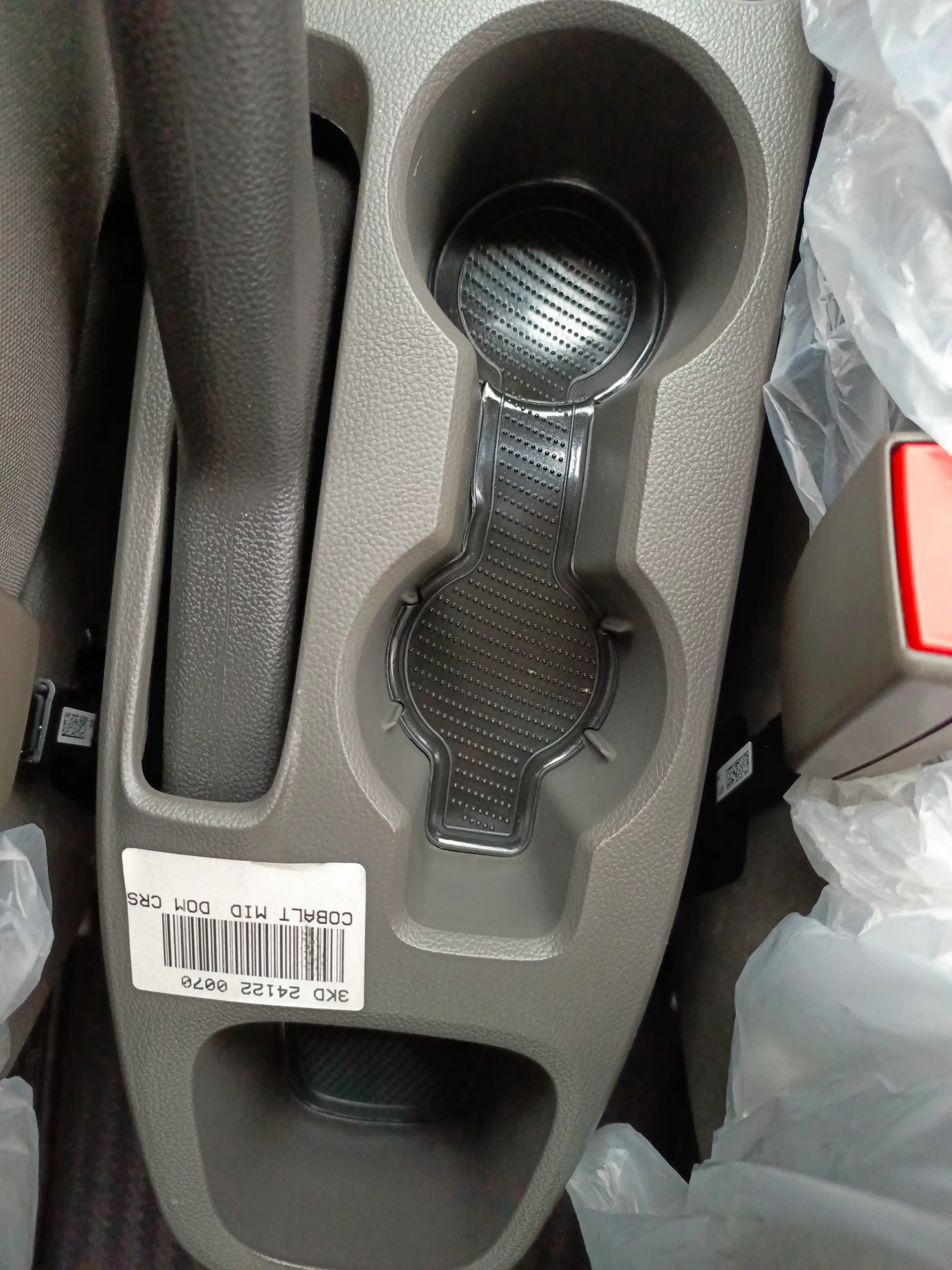 Torpedaga va konsolga rezinali gilamlar to'plami Сobalt, Spark, Damas, Gentra/Lacetti
