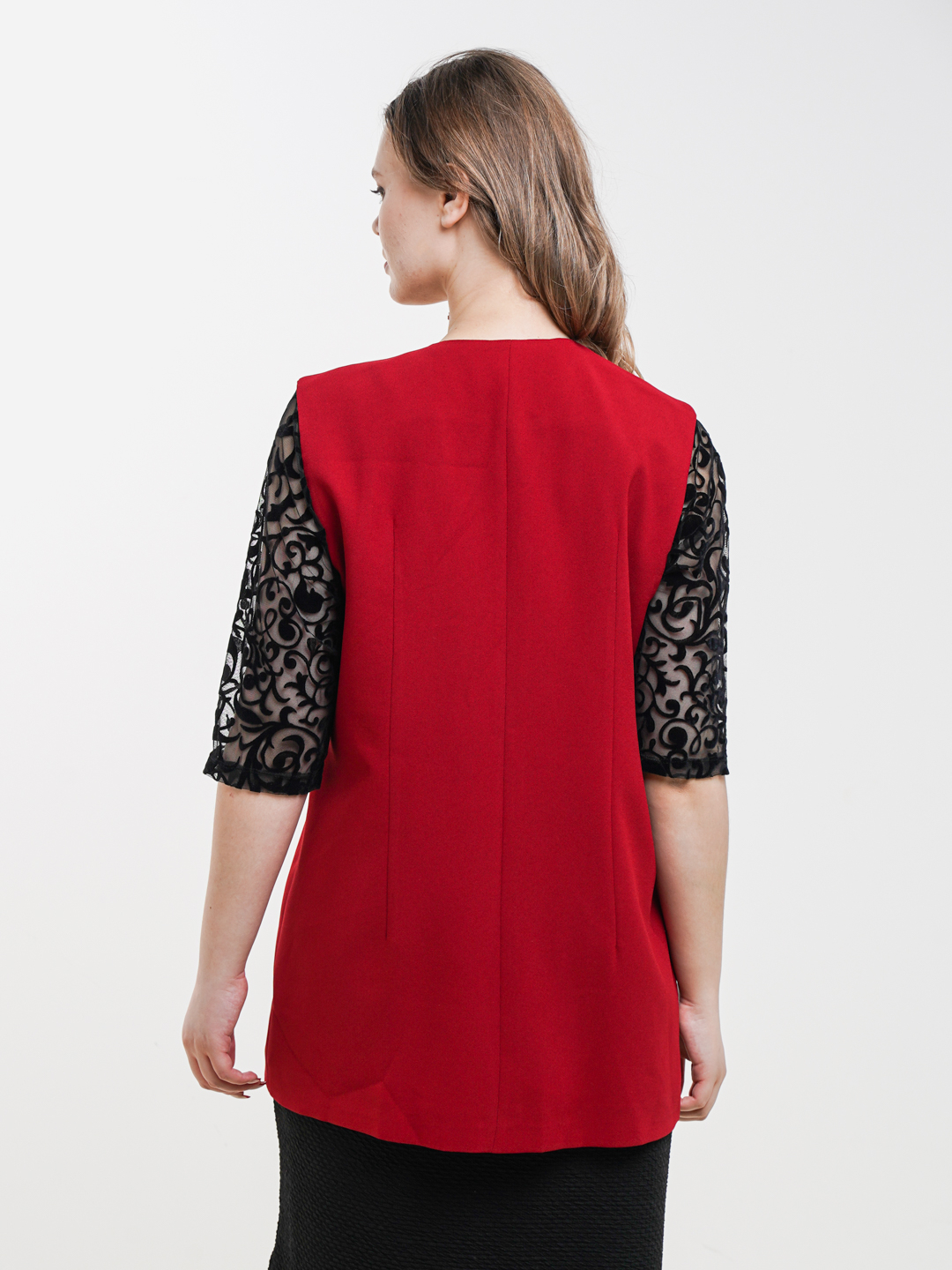 Veronika Zemanova yalangoch fotosuratlar