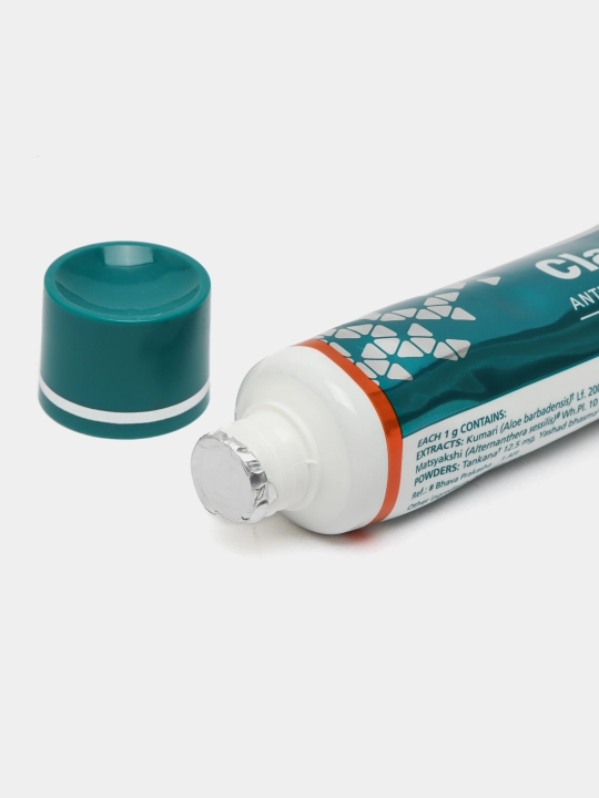 Анти aкне крем-мазь от прыщей, угрей, пигментных пятен Himalaya Clarina