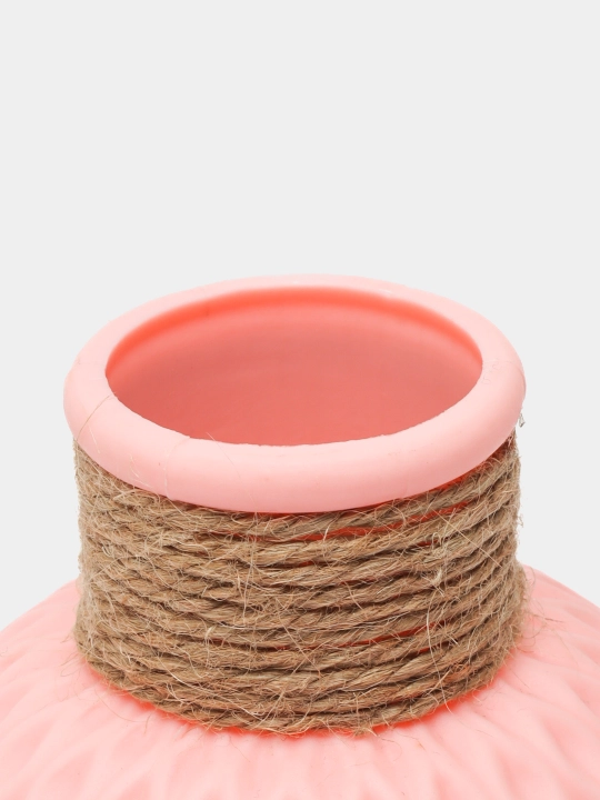 Gullar uchun guldon, plastik
