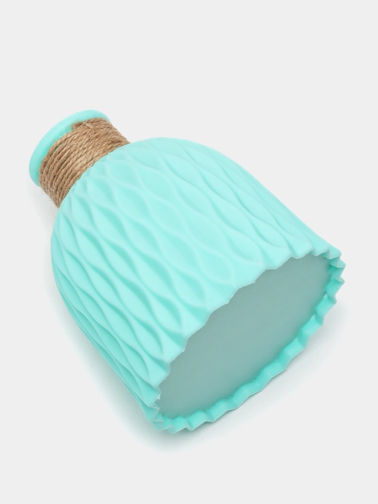 Gullar uchun guldon, plastik