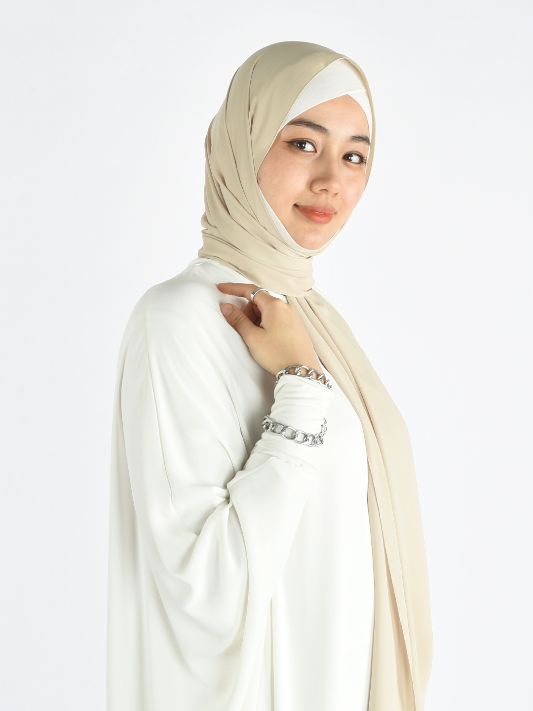 Nikohda musulmon libosi