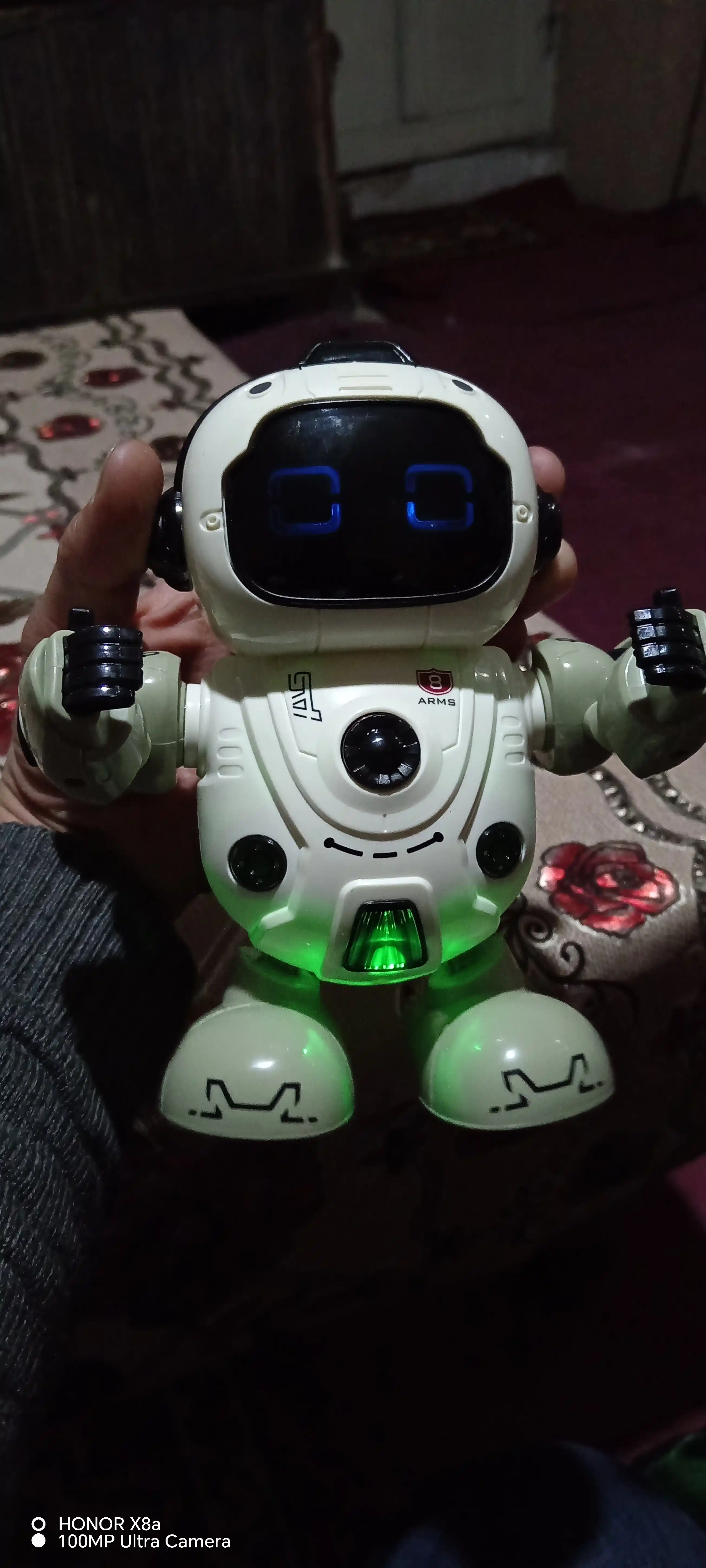 Танцующий робот Smart Robot MUSIC & DANCE + ROBOT 04