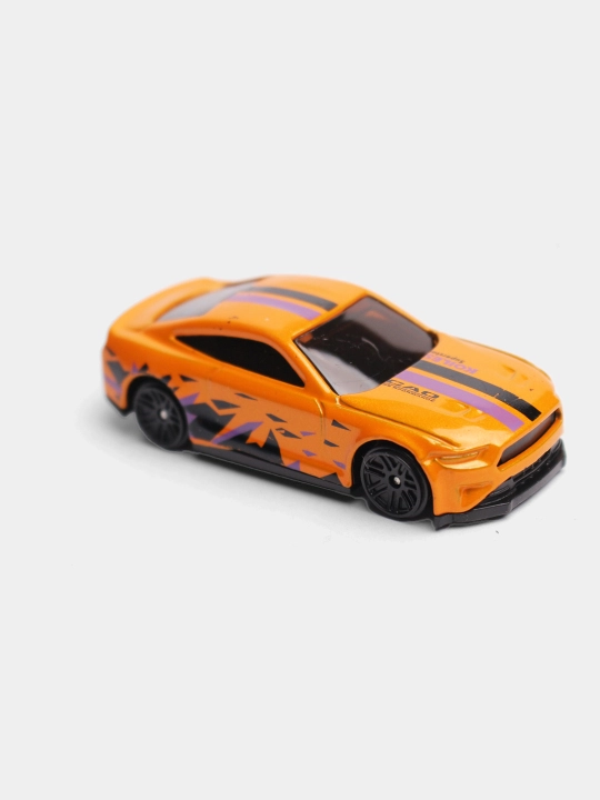 Набор Hot Wheel из 12-ти металлических машин в кейсе (по шт.)