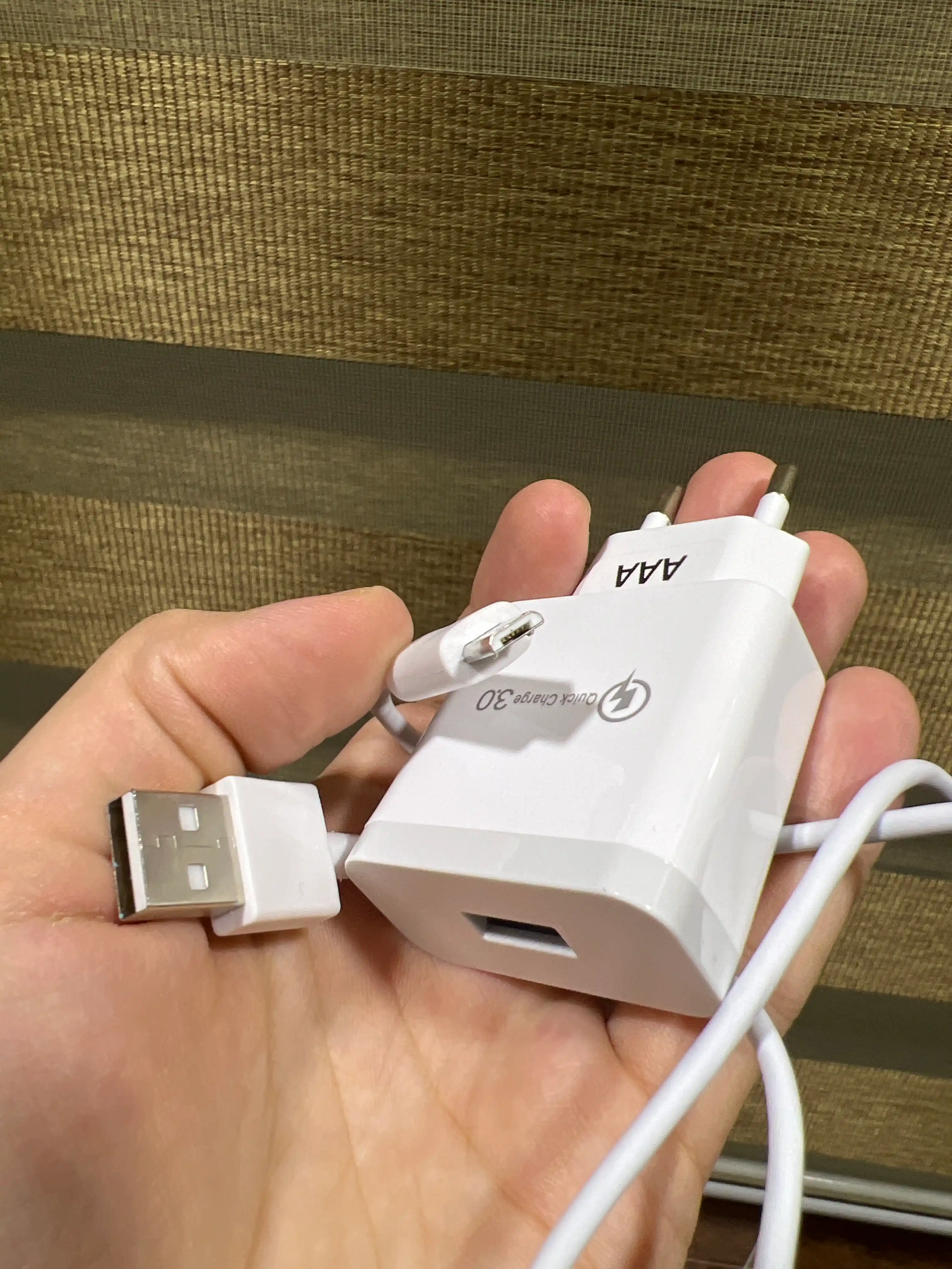 Samsung va boshqa qurilmalar uchun, tezkor zaryadlovchi qurilma + Micro USB kabel
