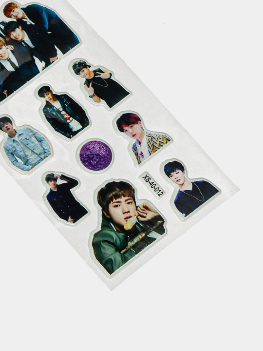 Stikerlari "BTS", 1 varaqda 12 ta stiker