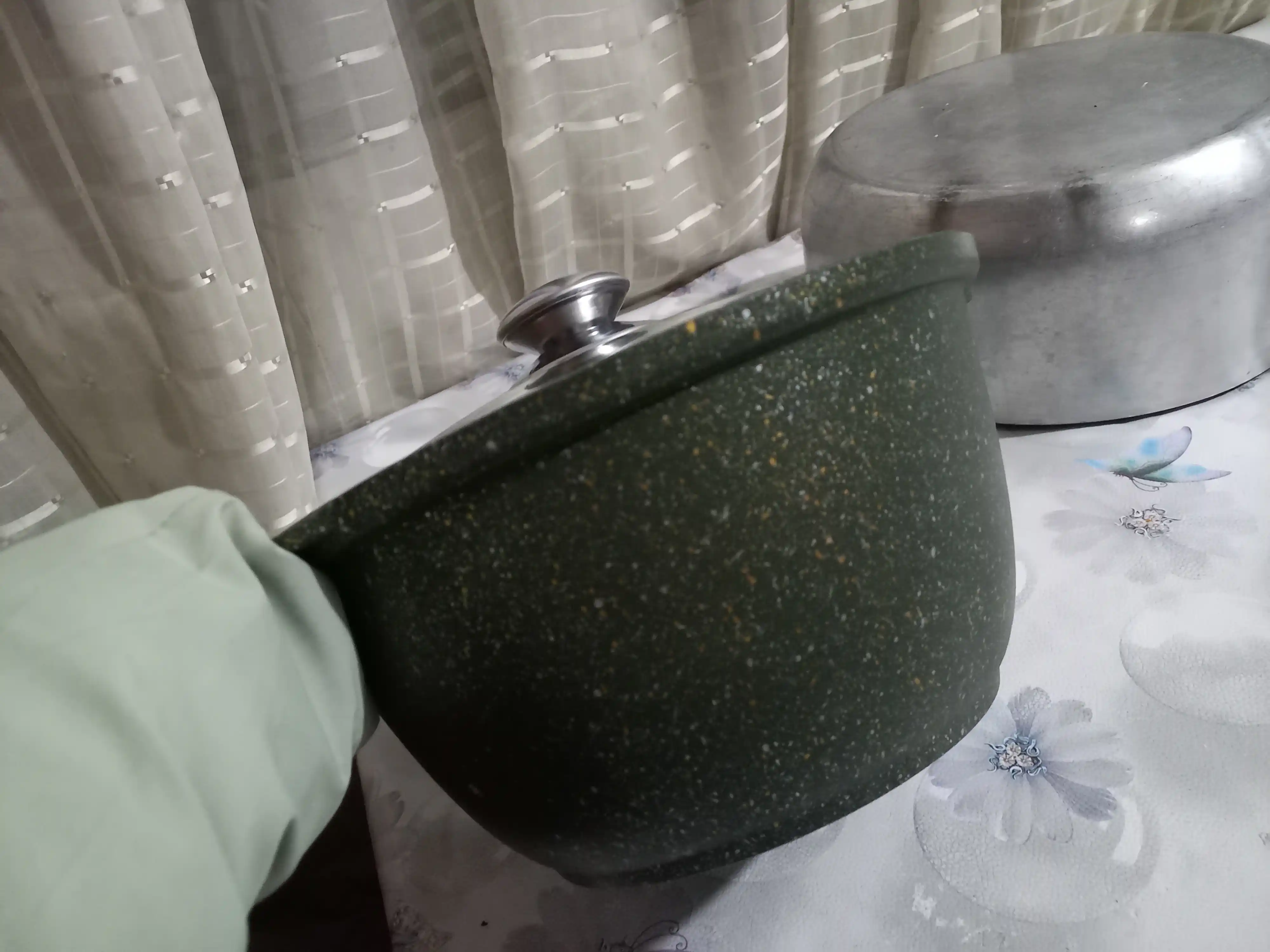 Kastryulka Kukmara Trendy style shisha qopqoq bilan