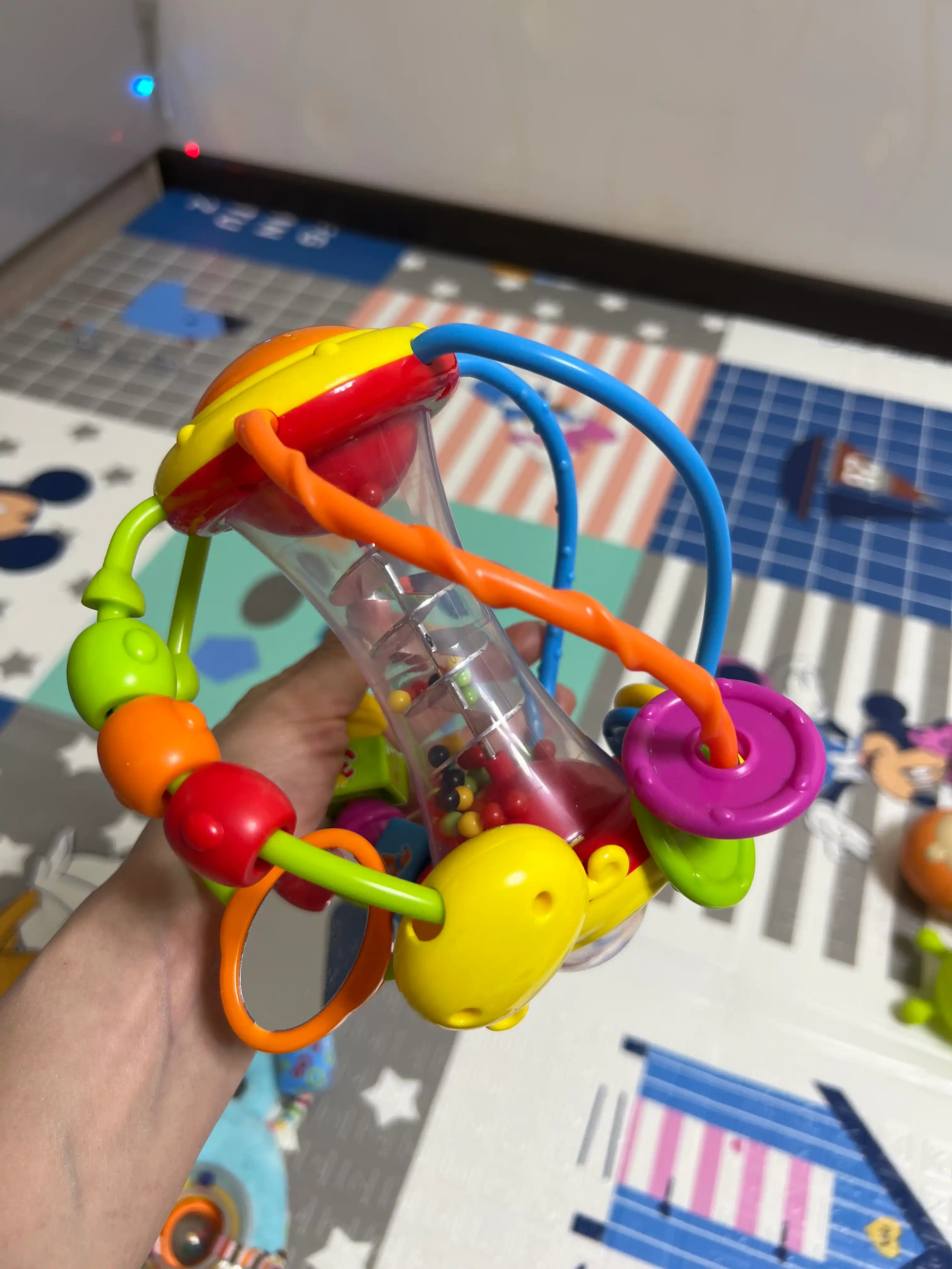 Bolalar uchun interaktiv o'yinchoq Toddlers World Activity Ball
