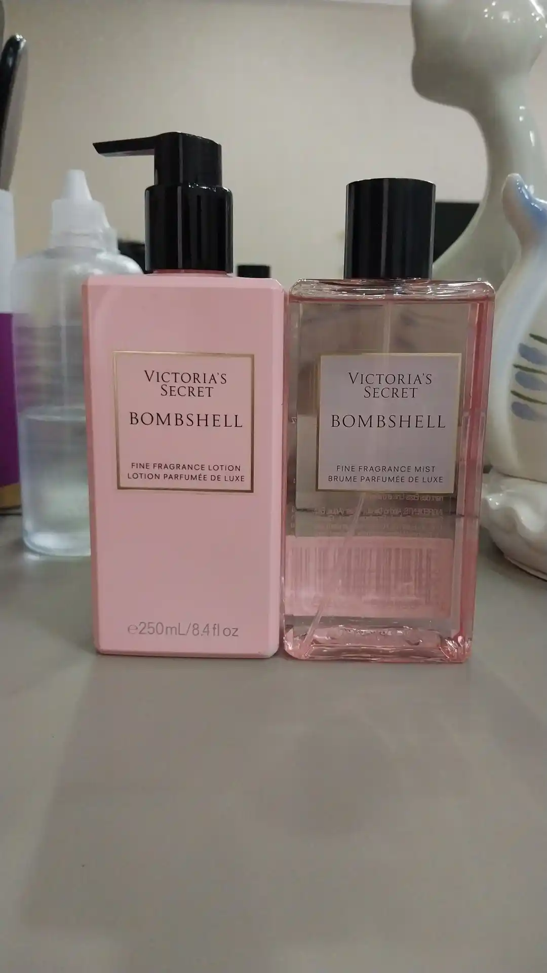 Xushbo'ylangan suv BOMBSHELL Victoria's Secret Mist
