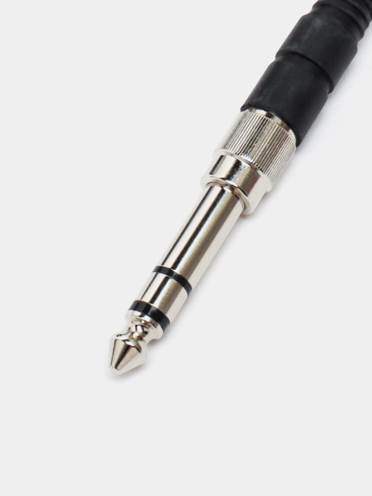 AKG K72 professional to'liq o'lchamli yopiq studiya minigarnituralari
