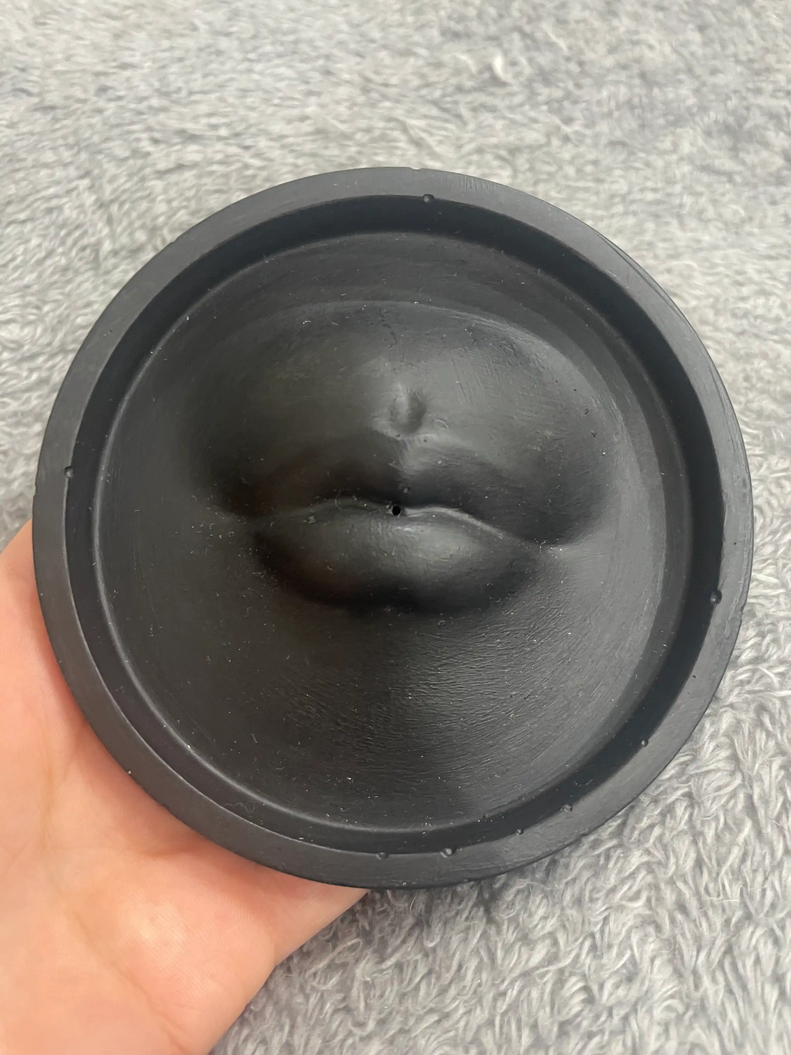 Держатель для аромапалочек Lips