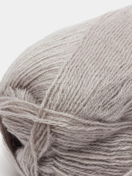 Нить для вязания Angora gold, 20% шерсть 80% акрил, 100 гр, 550 м