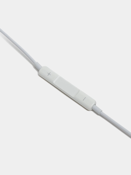 Наушники проводные Apple EarPods Lightning White EarPods