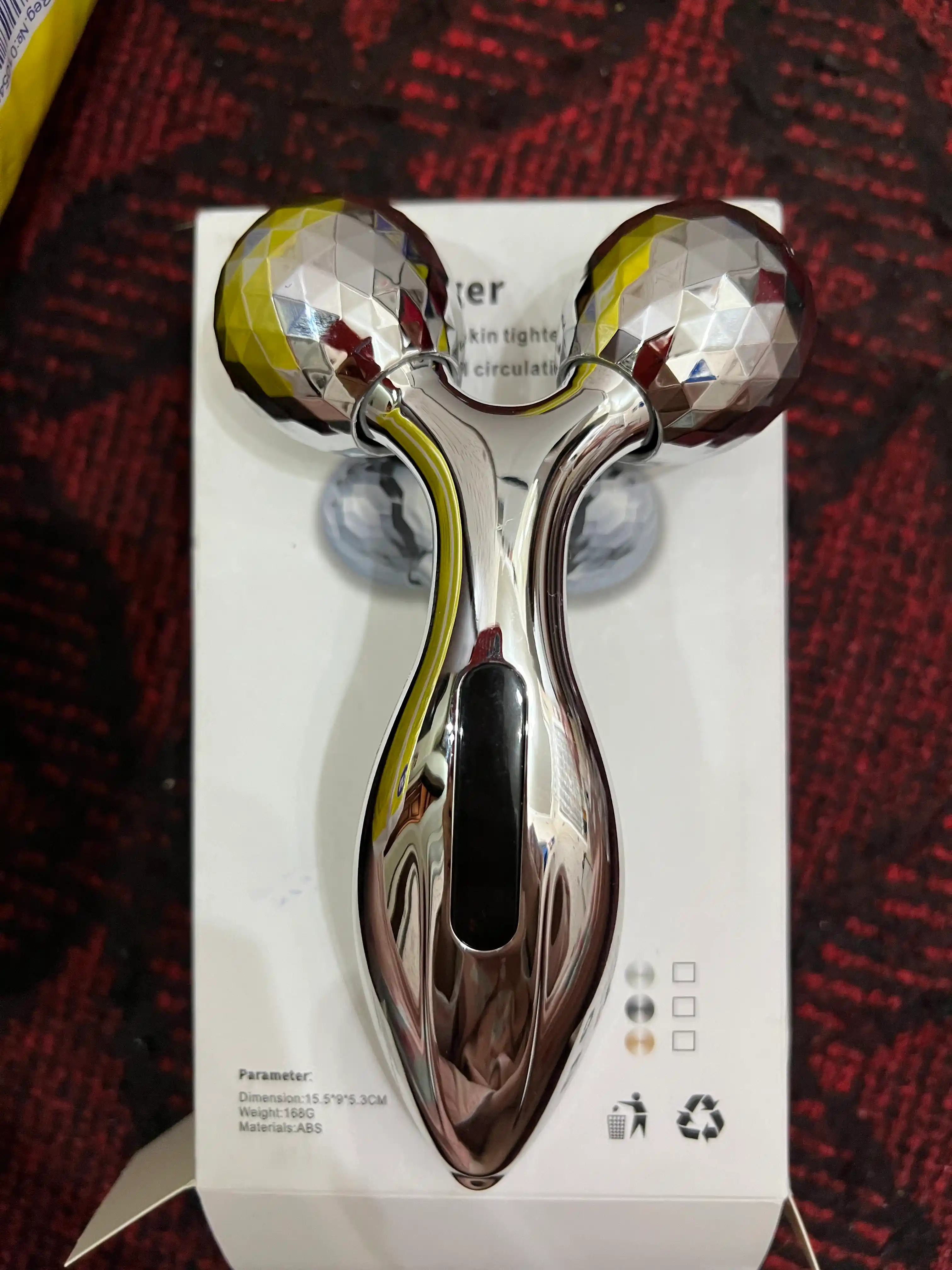Massajchi yuz, qo'l va tana uchun 3D Massager Lifting
