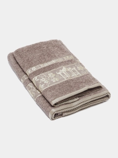Светло-коричневый