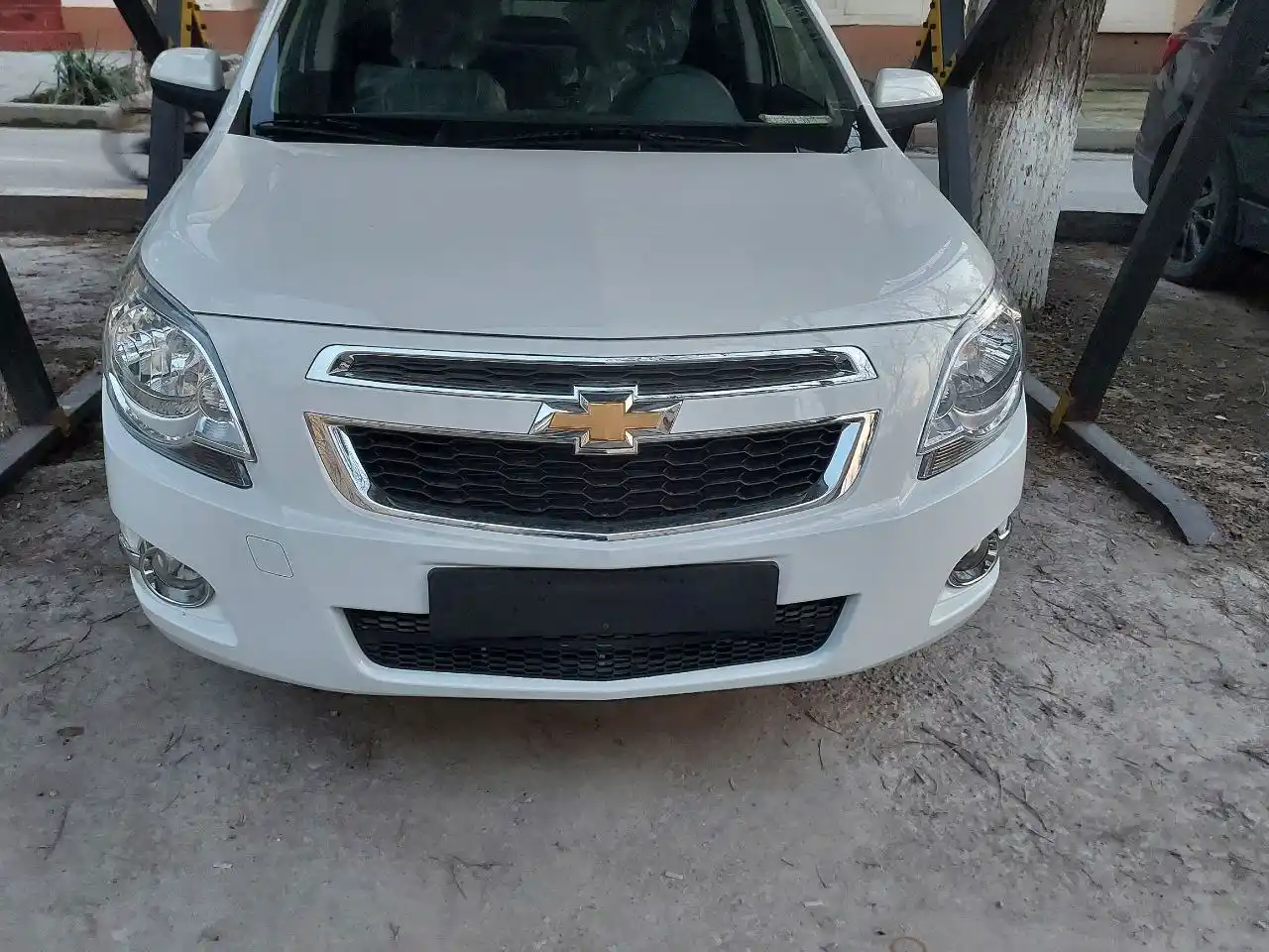 Никелевые накладки для противотуманной фары Chevrolet Cobalt, Matiz туманка ПТФ