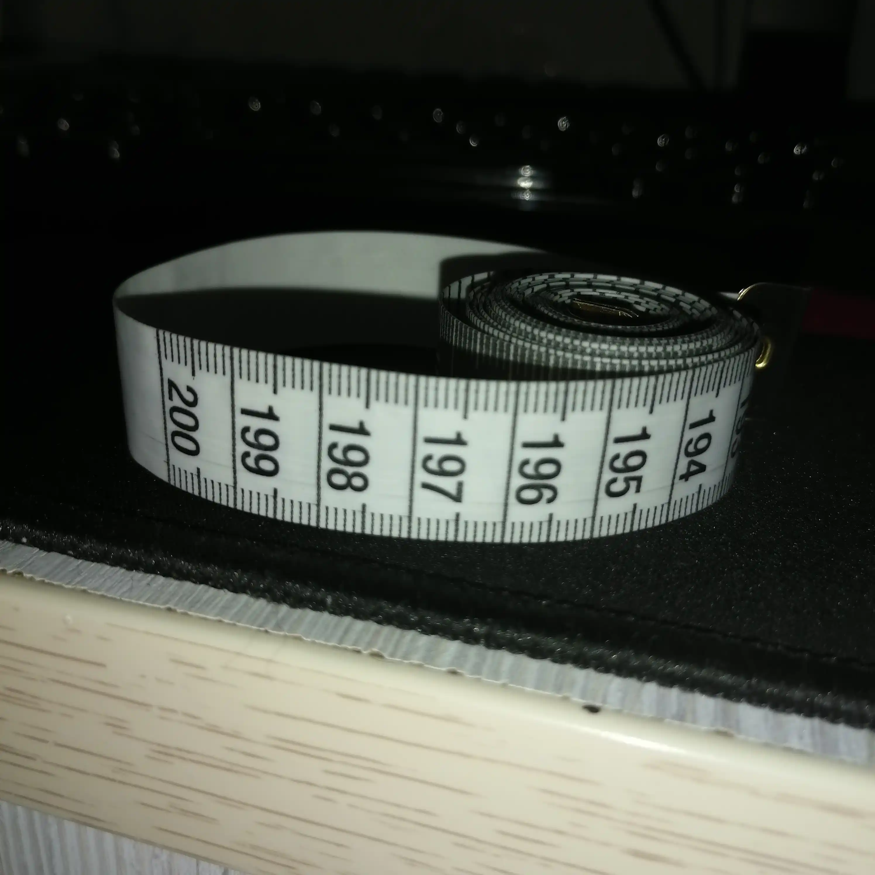 Tikuvchilar santimetri Aurora 2 metr, Art. AU-1114, moslashuvchan plastik