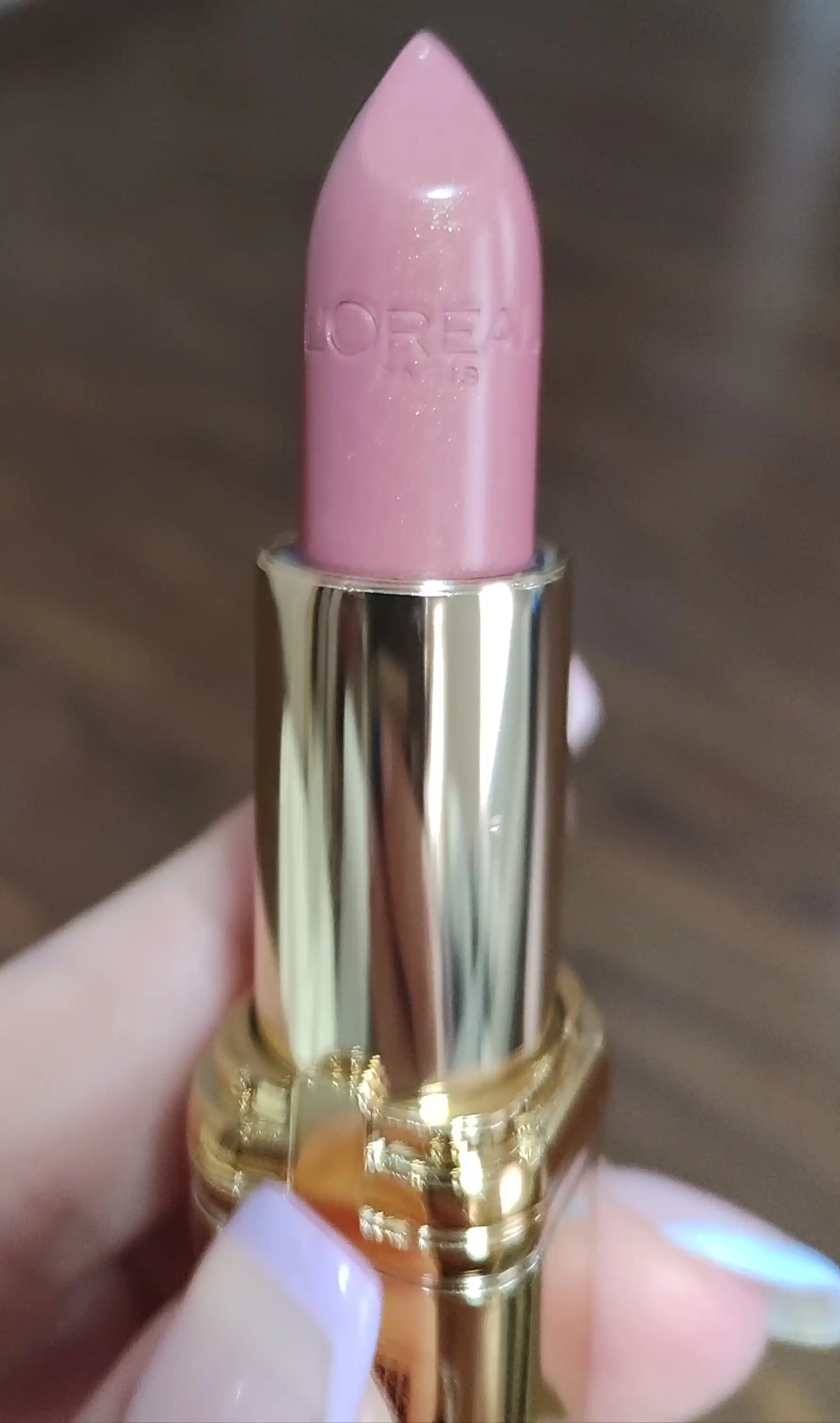 Помада для губ L'Oreal Paris Color Riche, оттенок 232 Нежный кашемир
