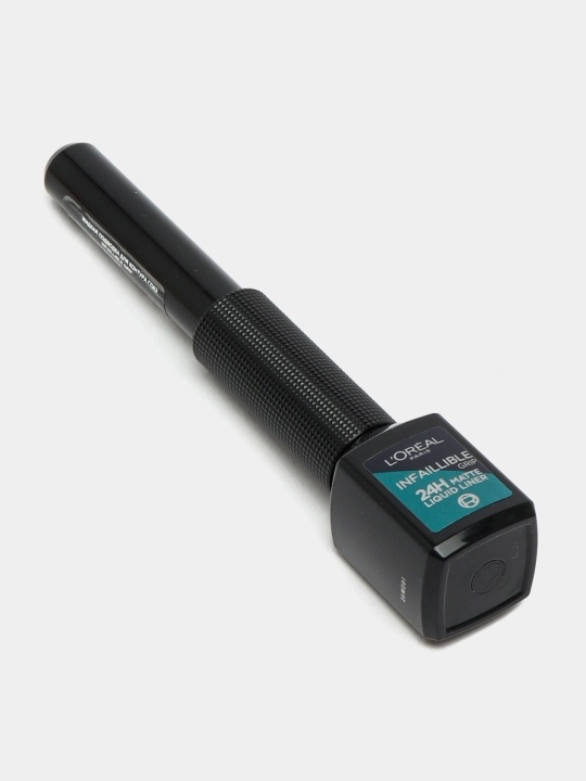 Ko'zlar uchun podvodka L'Oreal Paris Matte Signature, ton 04 zumrad, 3 ml