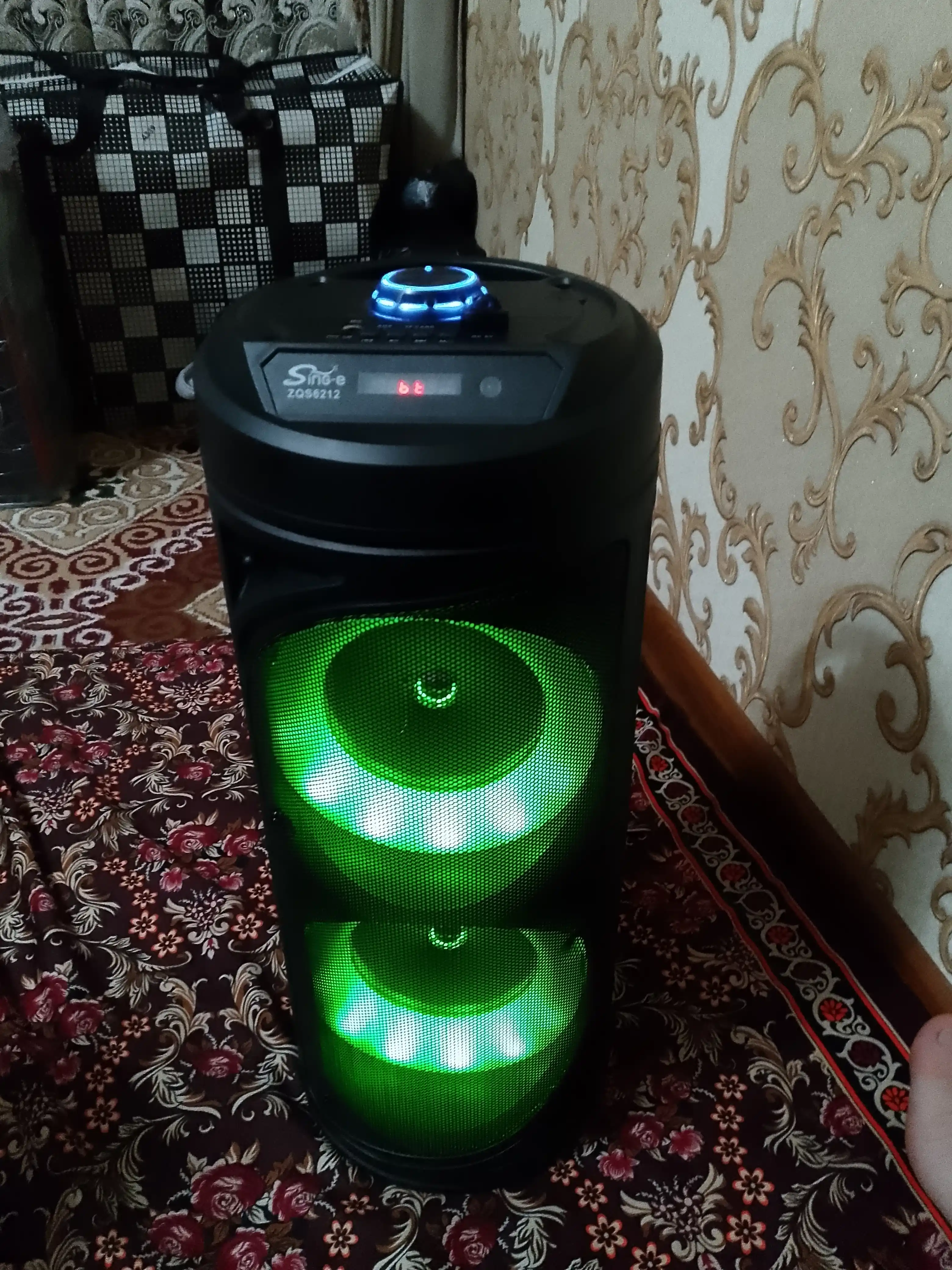 Караоке колонка Bluetooth ZQS6212, с микрофоном, 51 см