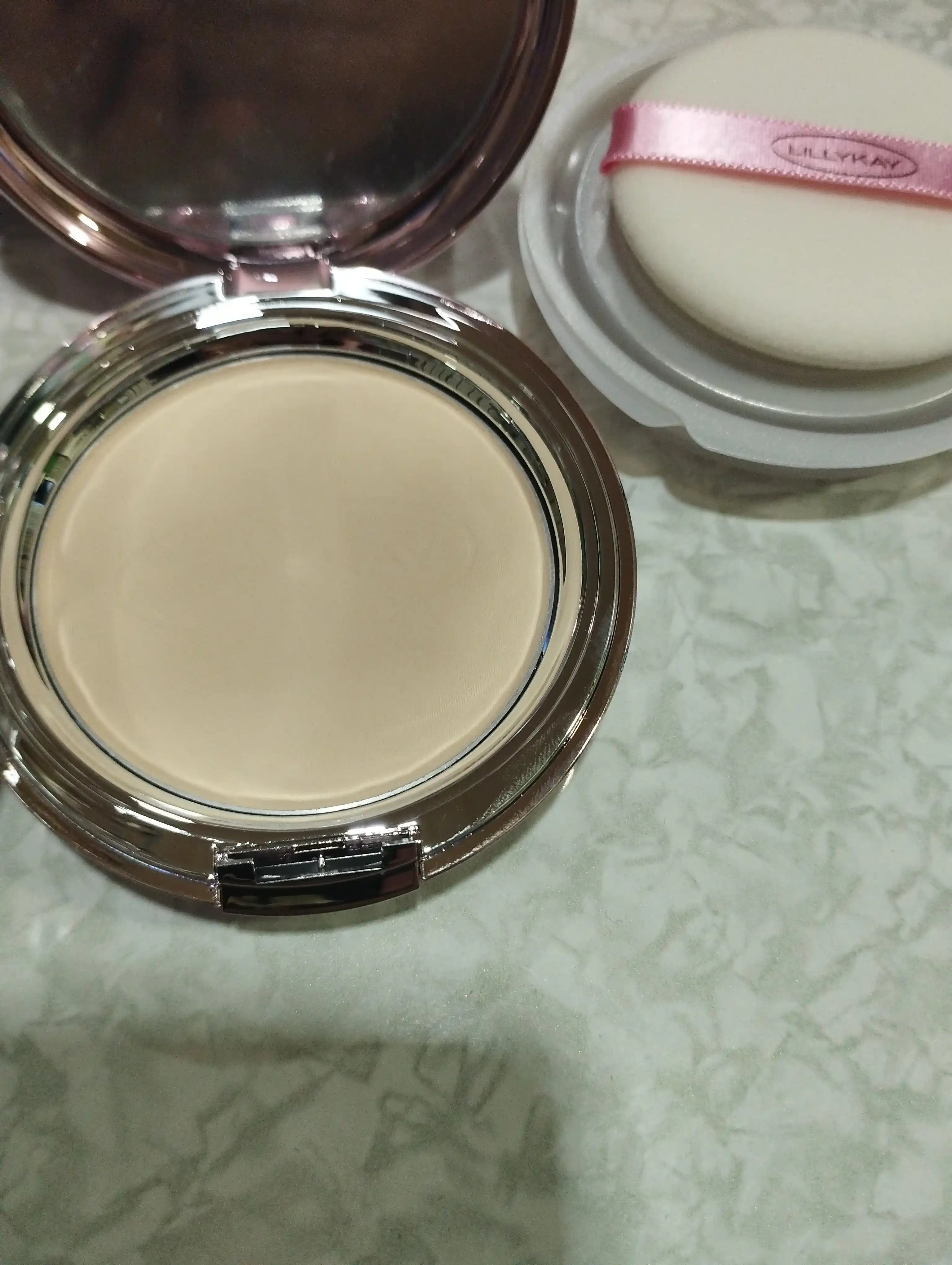 Пудра для лица 1+1, осветляющая пудра Lillykay Brightening Powder Pact SPF30+, Корея