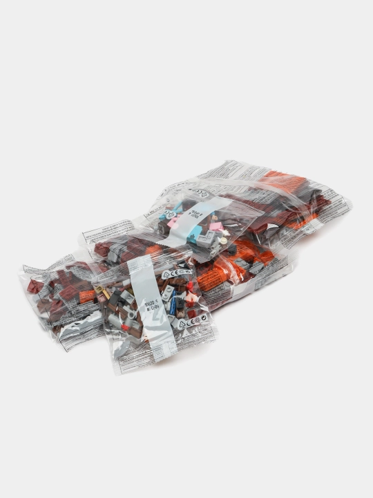 Katta konstruktorlar to'plami My World, Minecraft mavzusi, harakat figuralari bilan