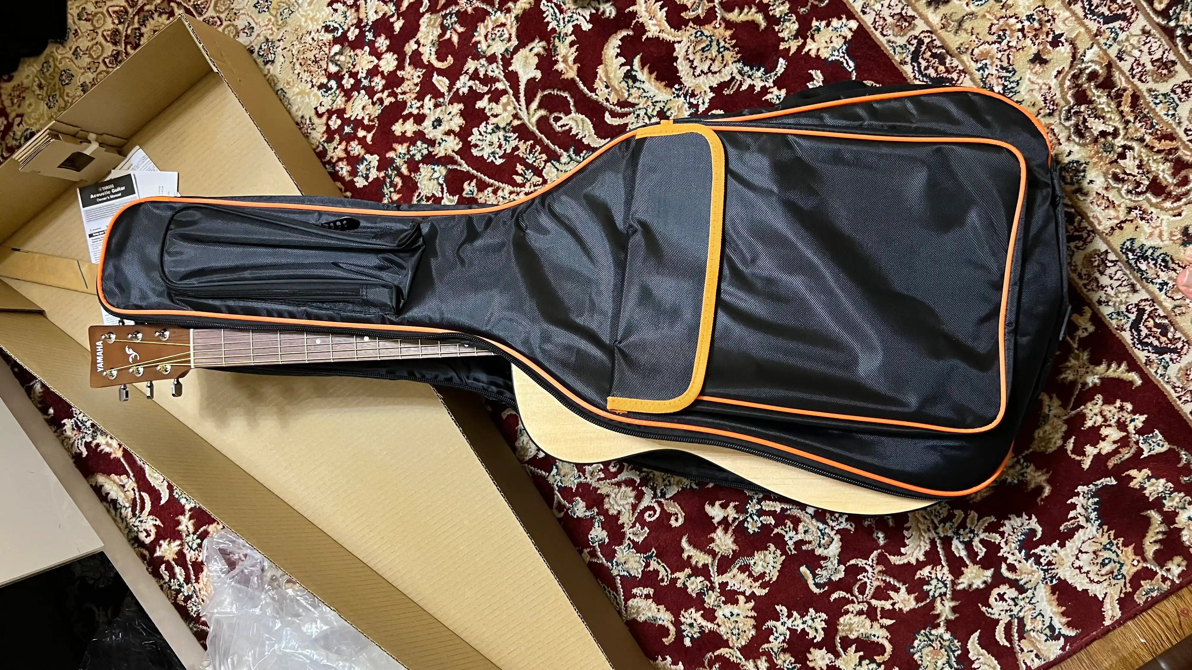 Акustik gitara uchun suv o'tkazmaydigan sumka, 41 o'lcham, sariq chiziq bilan