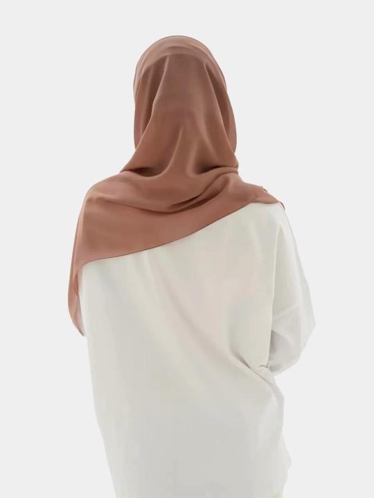 Ayollar sharfi va ro'moli, shifonli, hijob, haj va umra uchun mos
