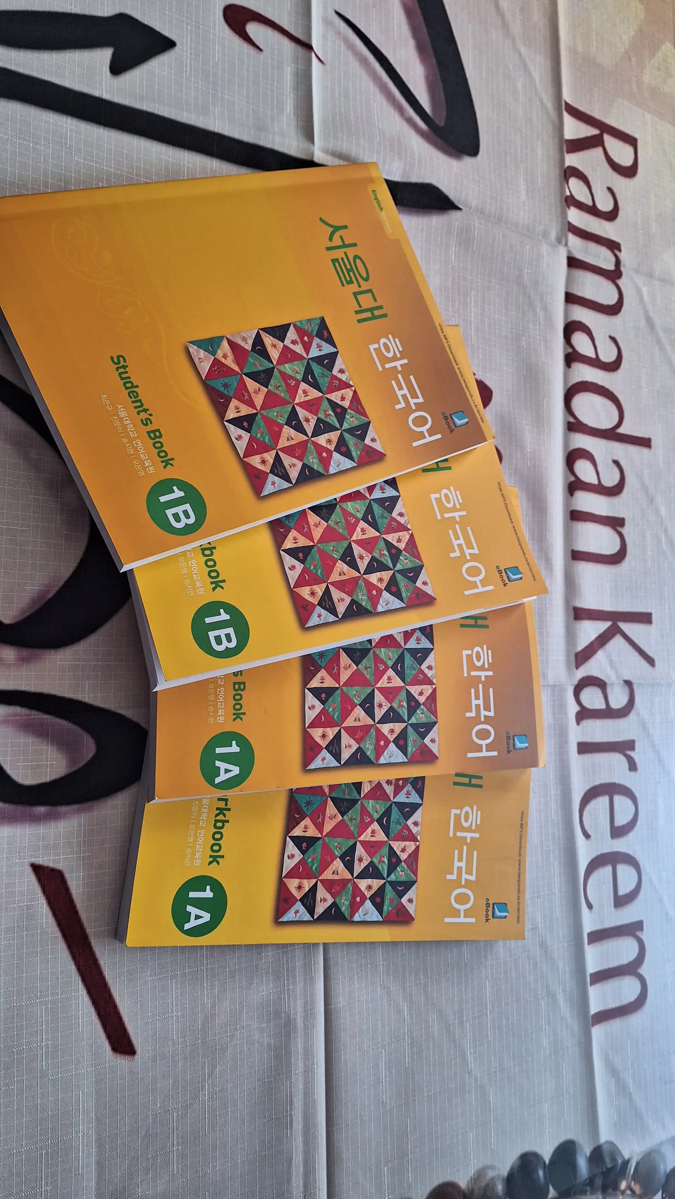 Koreys tili, Koreya Seoul university korean 1b students book 1b work book