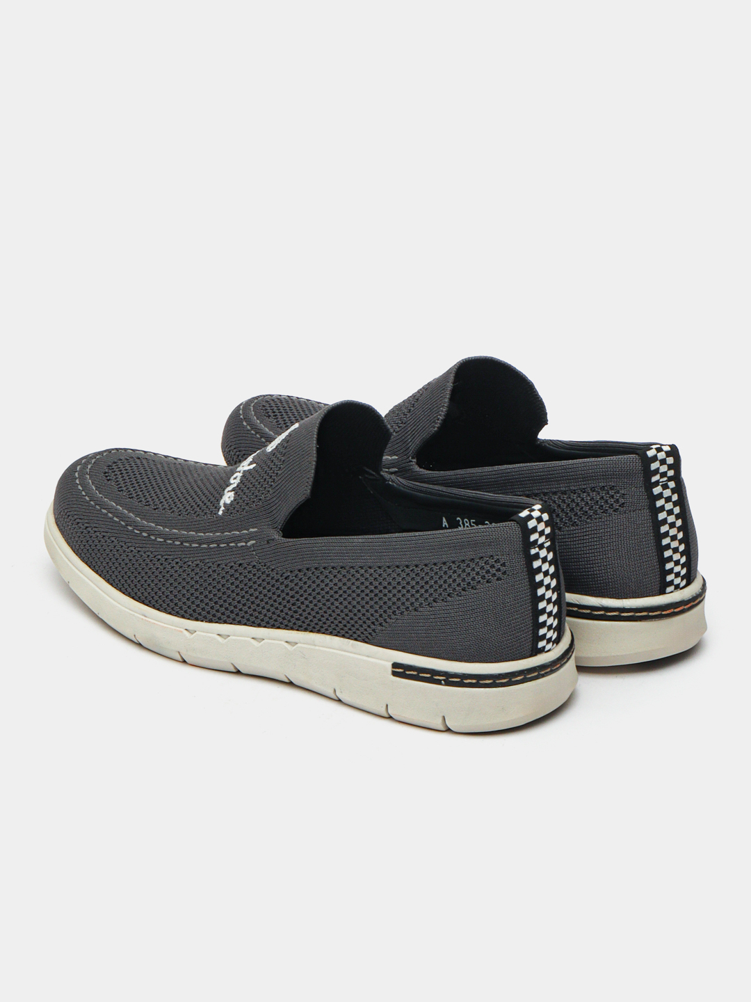 Katta tabiiy kokrak bilan oriq porno video