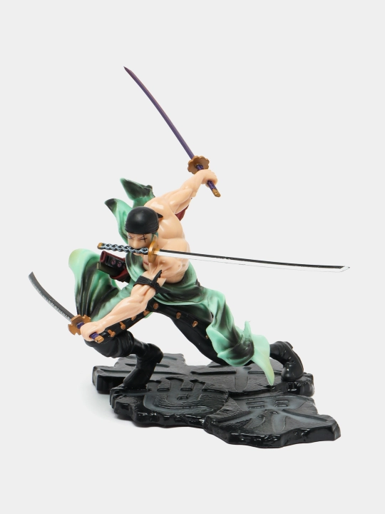 One piece animesidan Zorro figurkasi - 