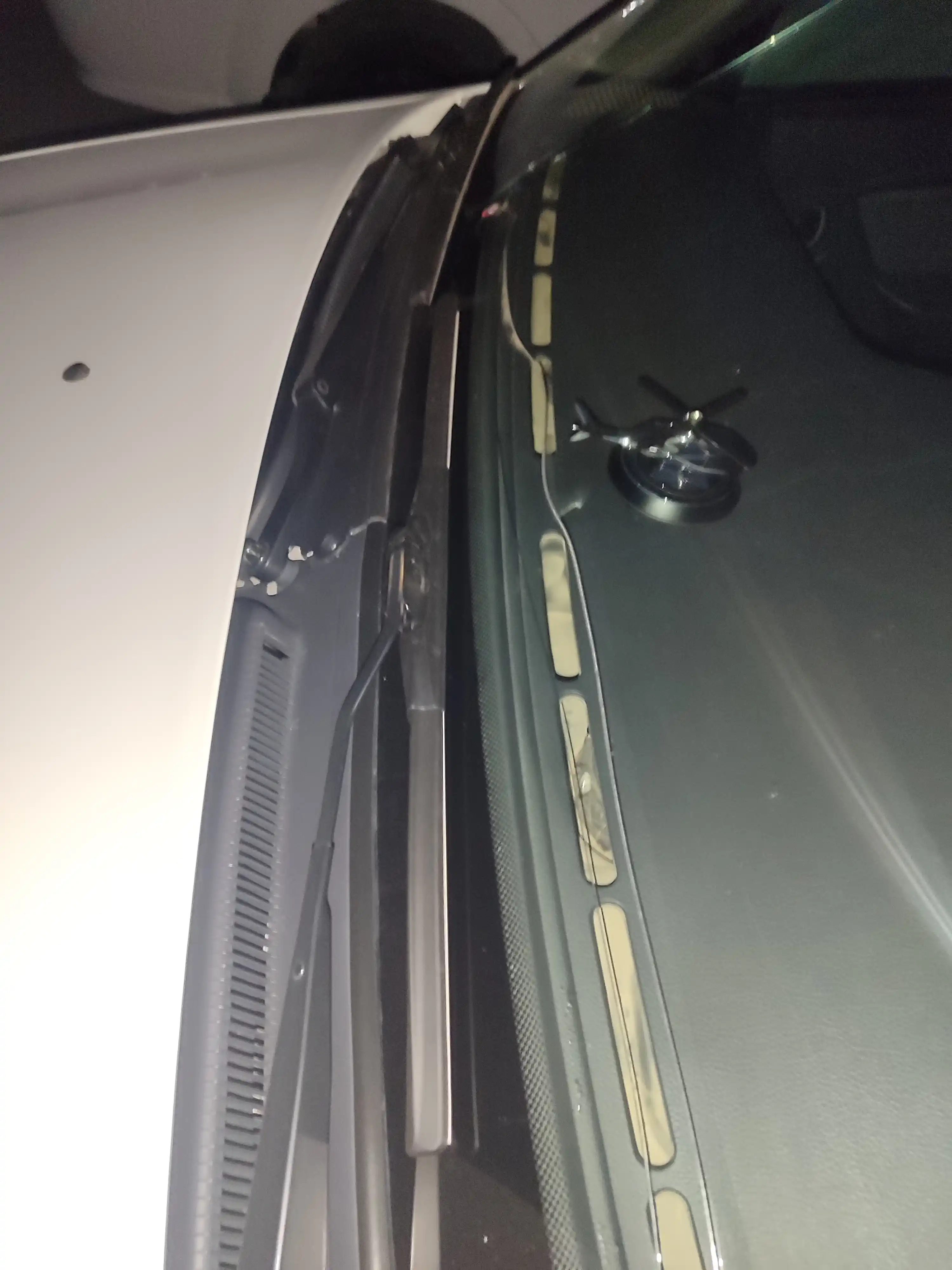 Avtomobil old oyna tozalagichlar Chevrolet avtolari uchun Lexus uslubda, karkassiz, 1 dona