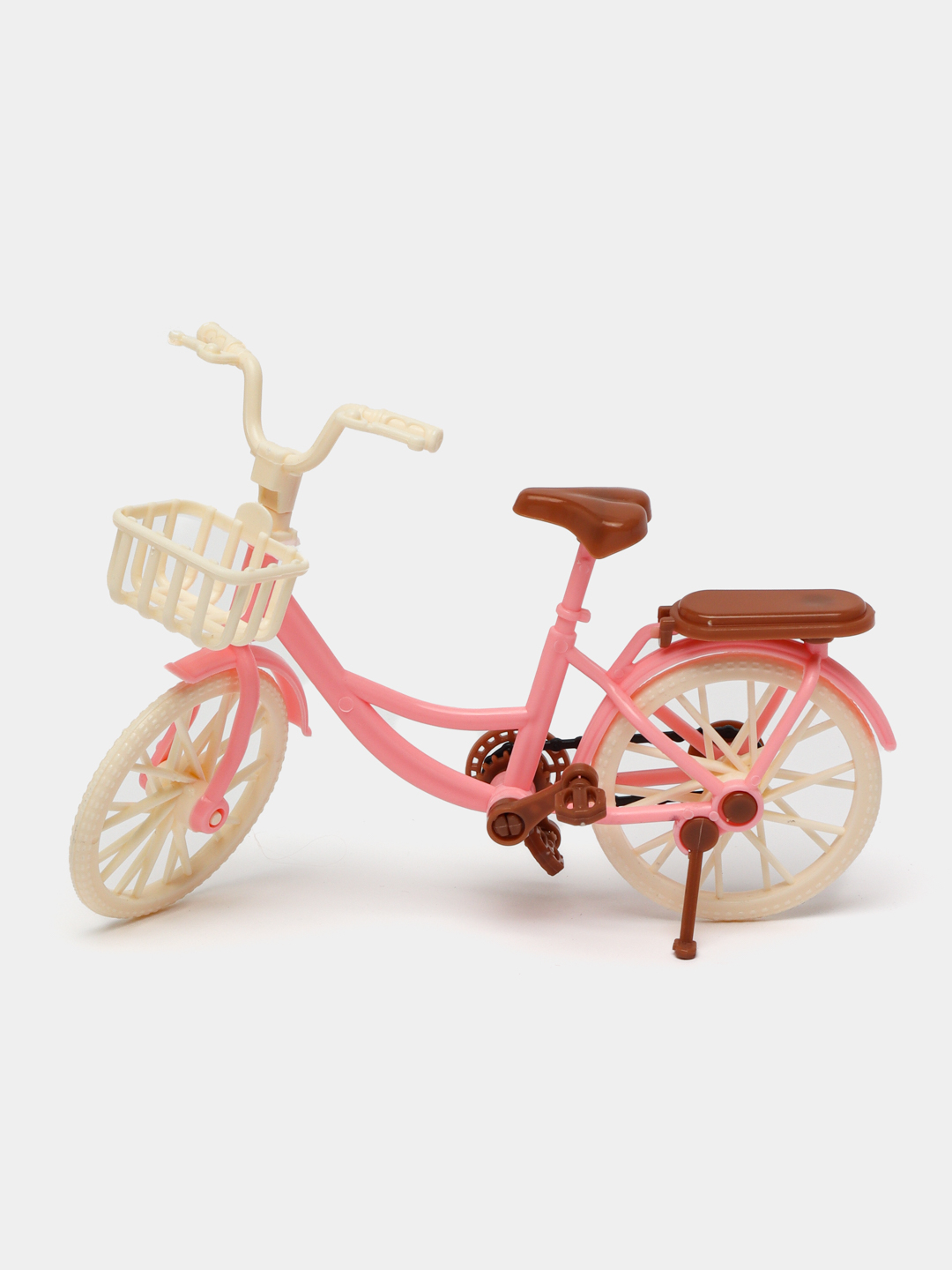 Missionerlik holatida yotoqda klassik jinsiy aloqani tomosha qiling