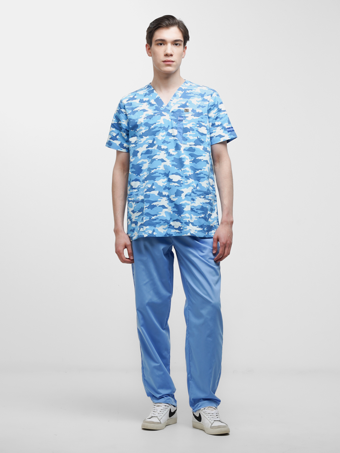 Yog qinning osilgan lablari fotosurati Sohilda nudist jinsiy aloqa (guruhdagi jinsiy aloqa)