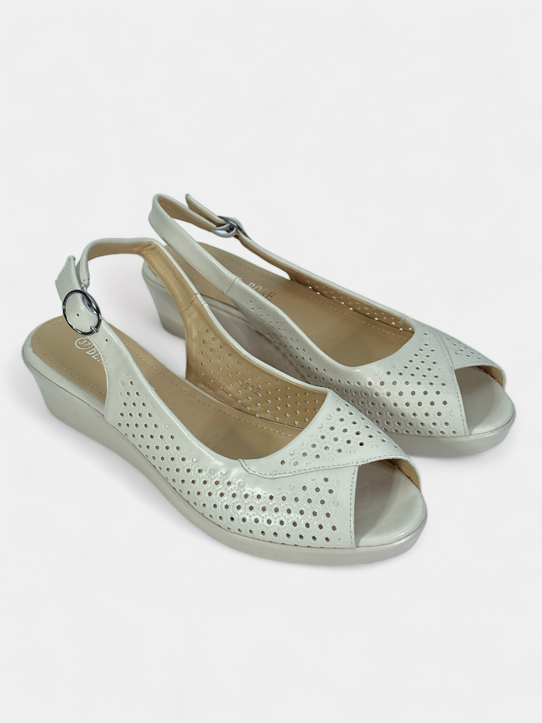 Jinsiy aloqa paytida vaginadan oq suyuqlik oqadi (video)