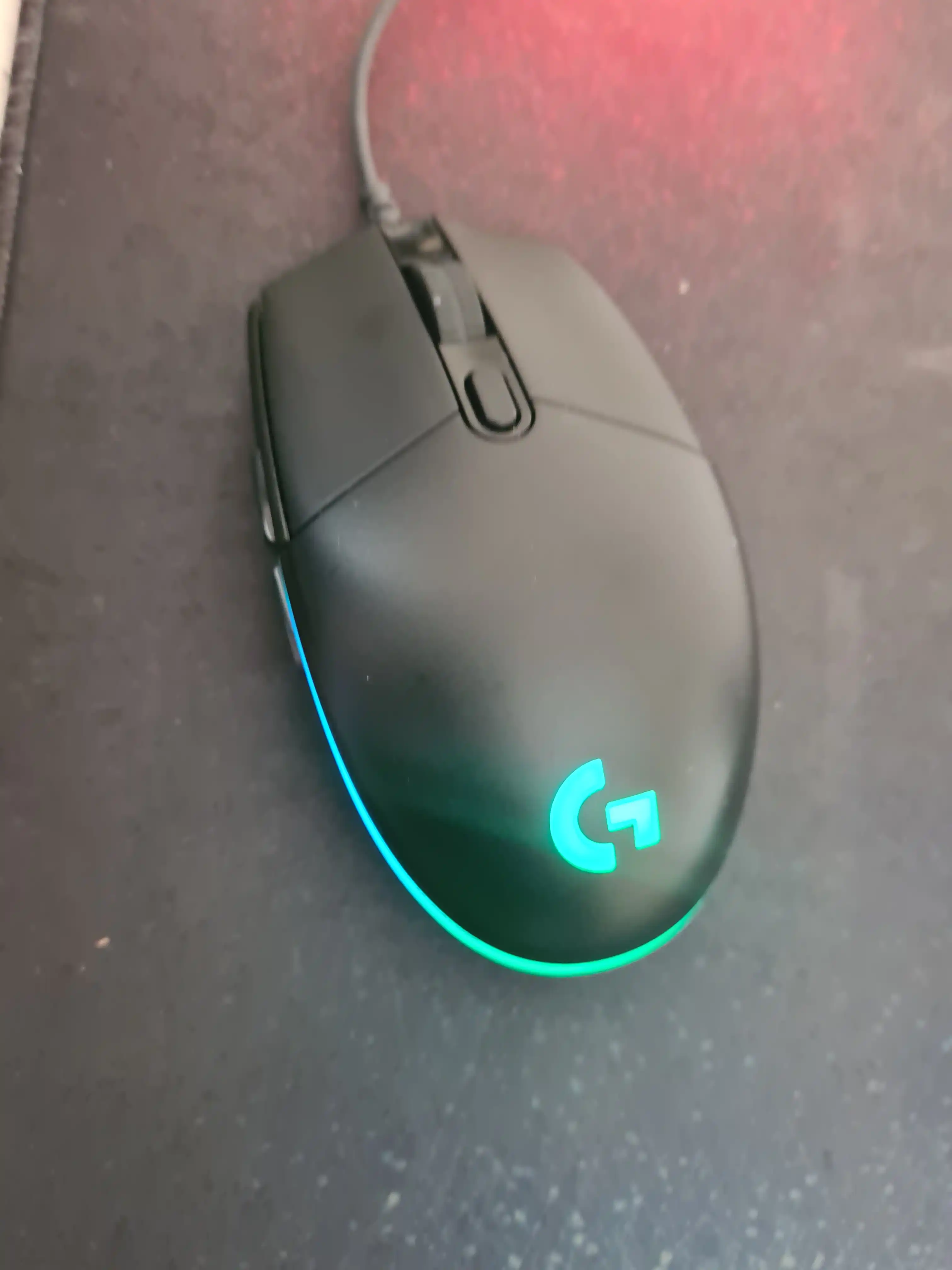 Simli sichqoncha Logitech G102 Lightsync RGB. DPI 8000
