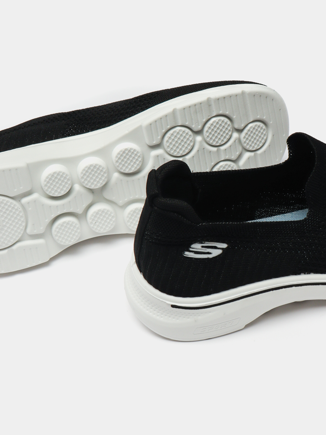 Mobil uchun porno yuklab olish Yumshoq massaj onlayn jinsiy aloqaga aylandi