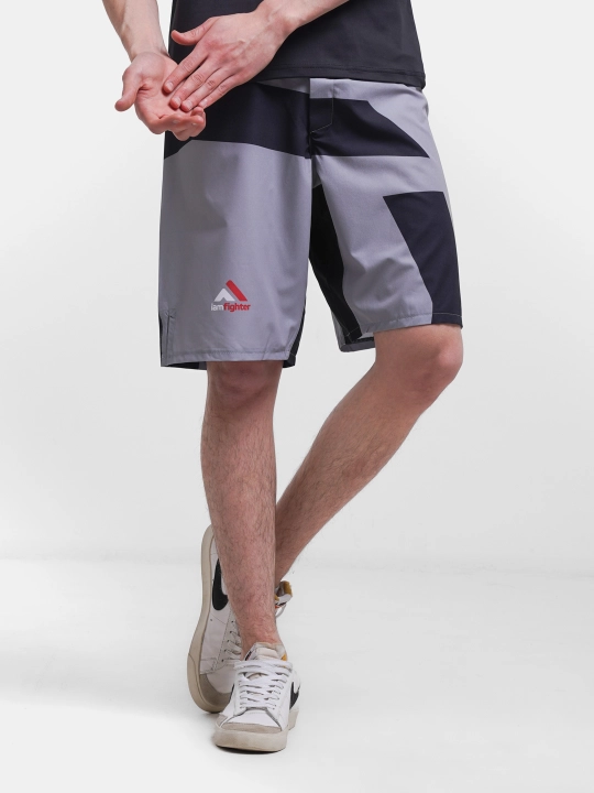 Erkaklar uchun sport shortilar, fitnes uchun