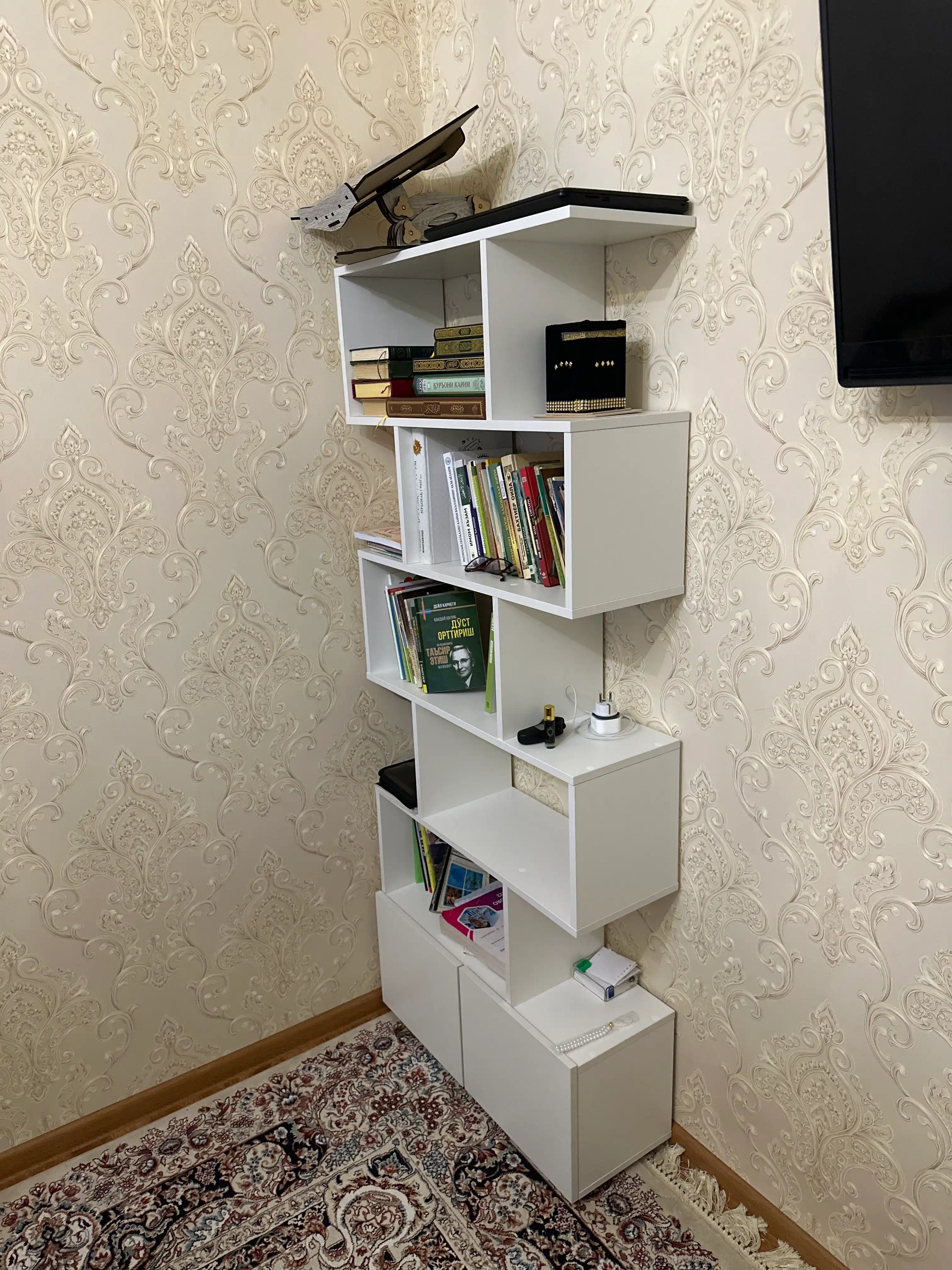 Yogochdan ishlangan,  oyinchoqlar, kitoblar uchun stellaj, 1760 * 730 * 250mm