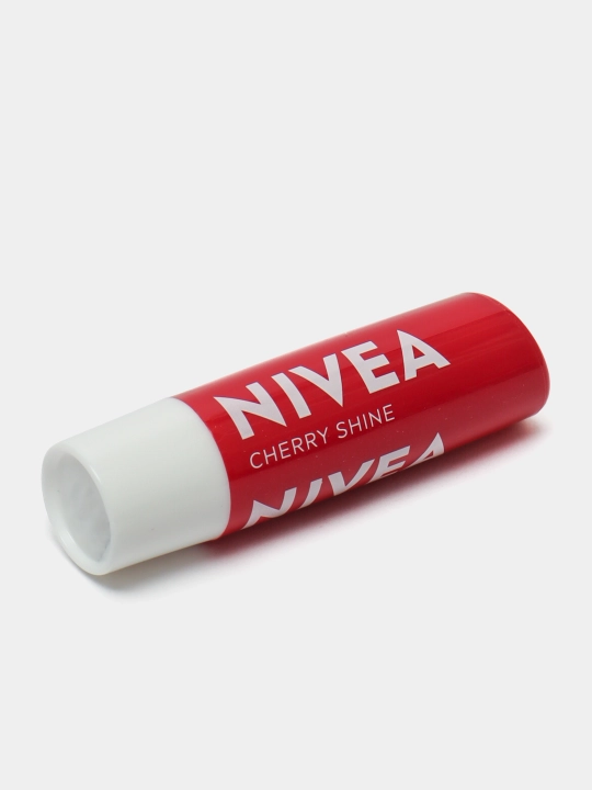Бальзам для губ NIVEA, с вишнёвым сиянием, 4.8 г