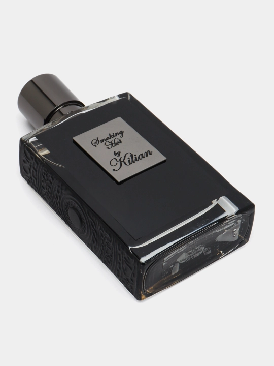Parfyumlangan suv Smoking Hot by Kilian 50 ml