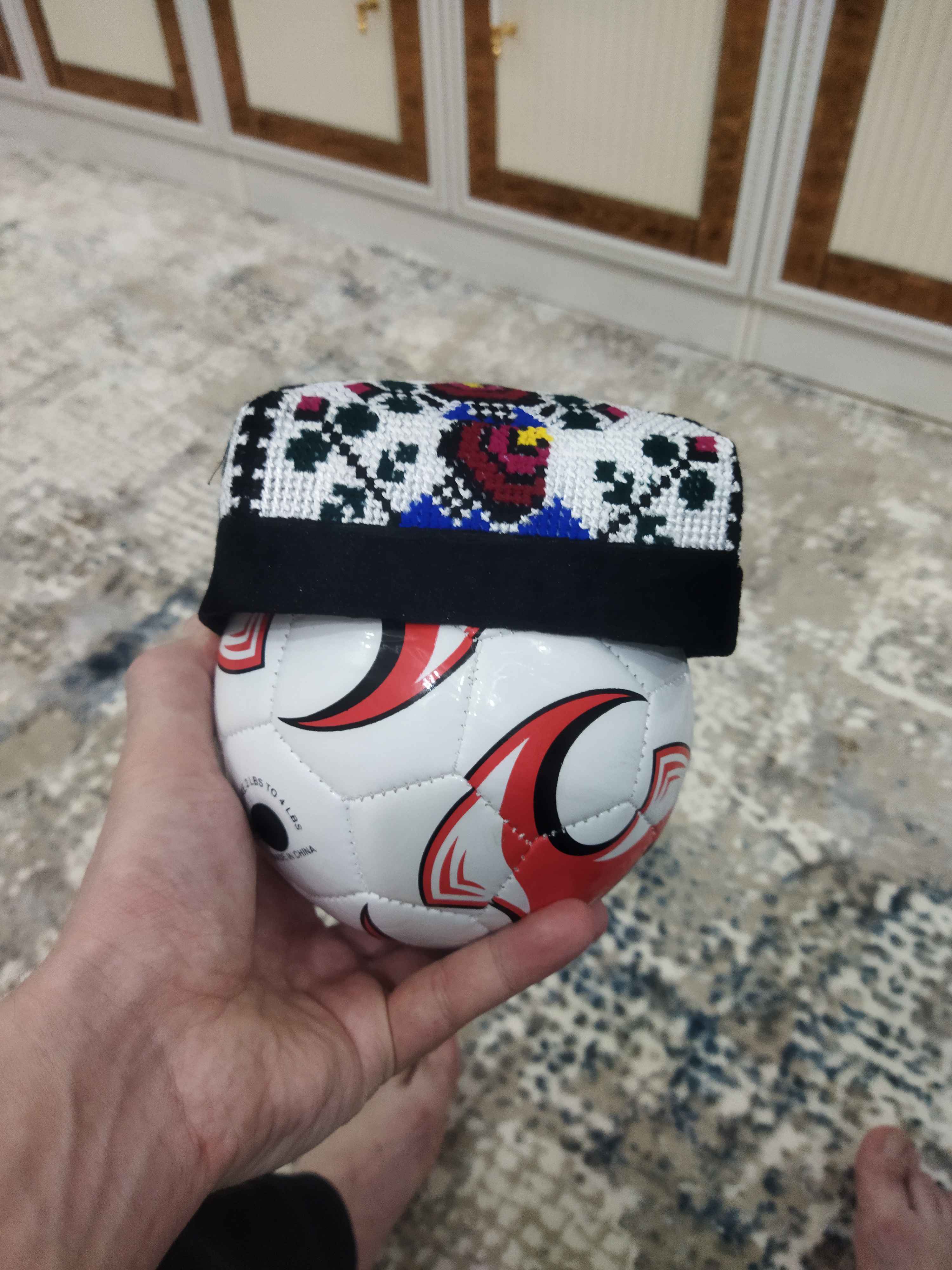 Национальная иракская тюбетейка для девочек
